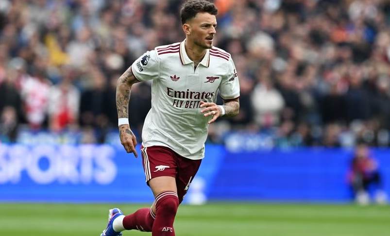 Arteta gây bất ngờ khi bỏ qua Ben White sau chấn thương của Timber.