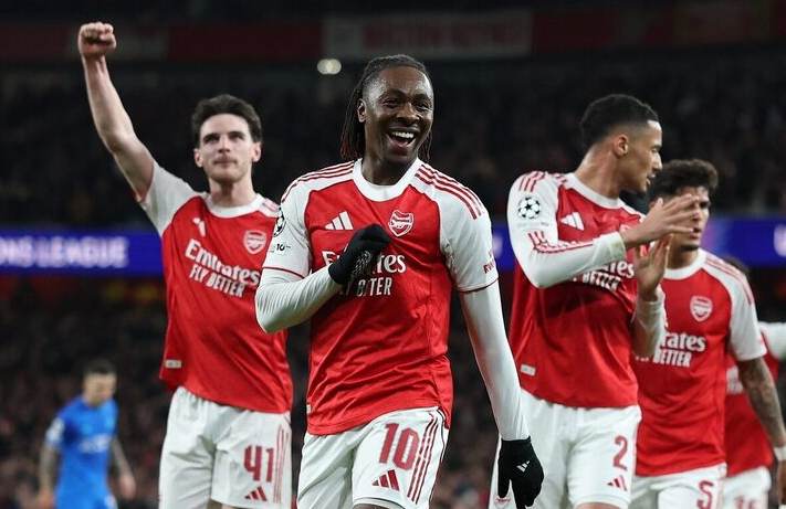 Arsenal thăng hoa nhờ dấu ấn thực dụng từ trường phái Moyes.